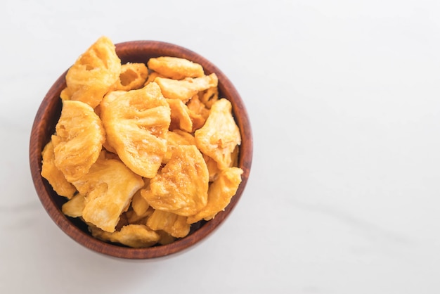 dried pineapple crispy chips