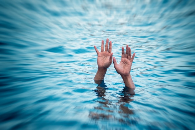 Drowning victims, Hand of drowning man needing help