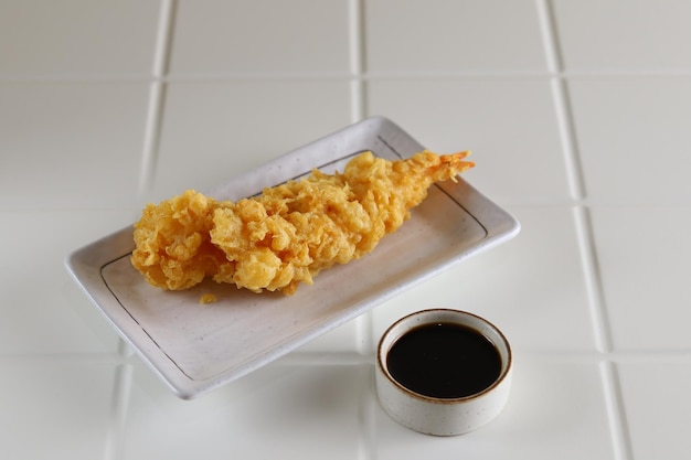 Ebi Tempura is Japanese cuisine made from Deep Fried Shrimps with tempura sauce.