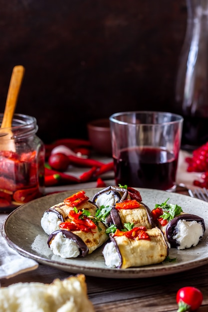 Eggplant rolls with cheese