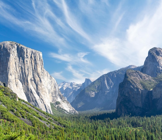 El Capitan mountain in Yosemite National Park