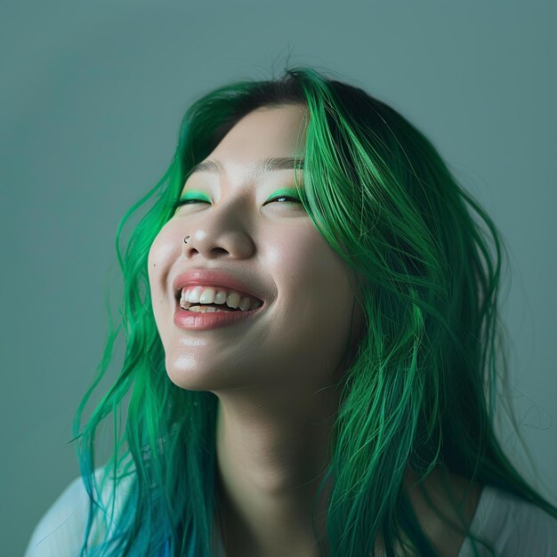 Photo emeraldradiance_asianmodel_greenhair