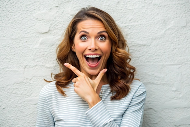 Enthusiastic joyful surprised woman introduce incredible offer