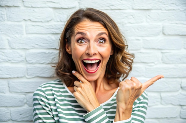 Enthusiastic joyful surprised woman introduce incredible offer