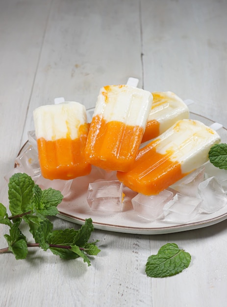 Es krim mangga yoghurt Mango and yoghurt popsicles