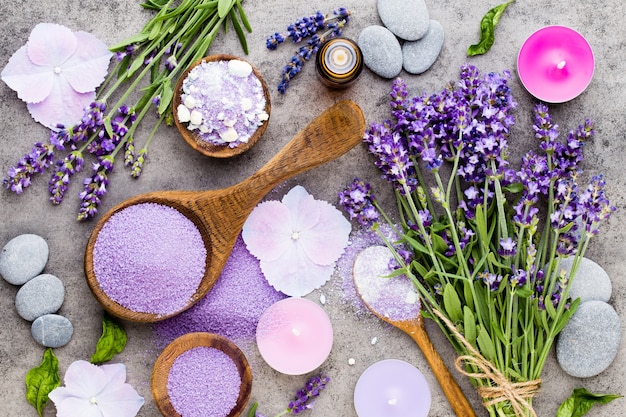 Essential lavender salt with flowers