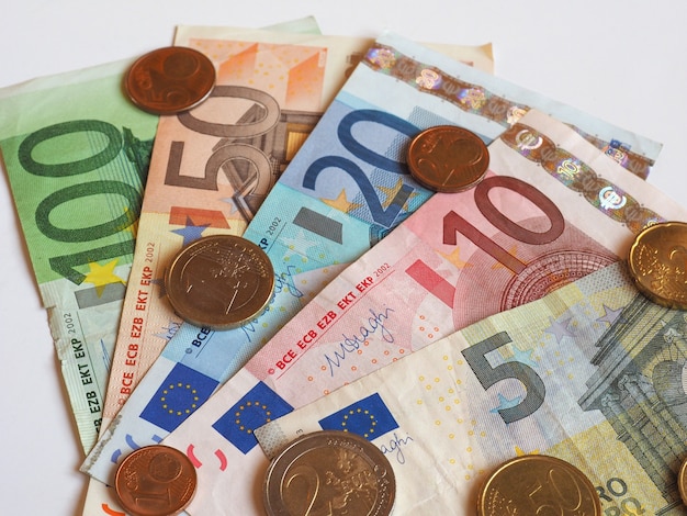 Euro (EUR) notes and coins, European Union (EU)