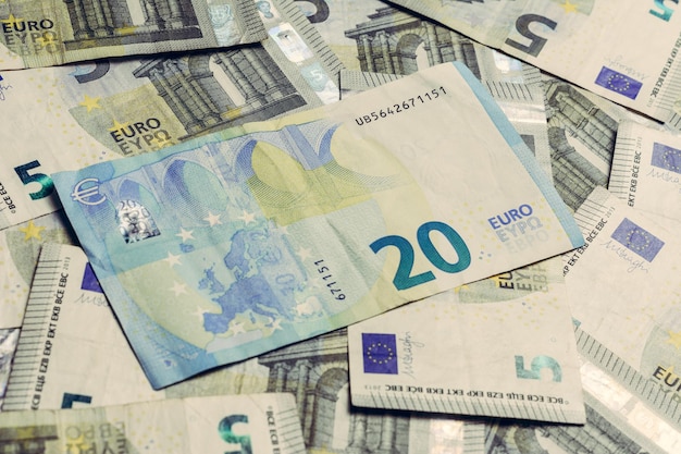 European money is in textures denominations of 20 and 5 euros