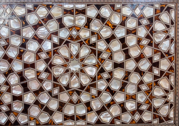 Example of Mother of Pearl inlays