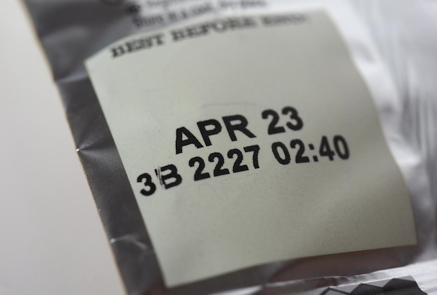 Expiry date label