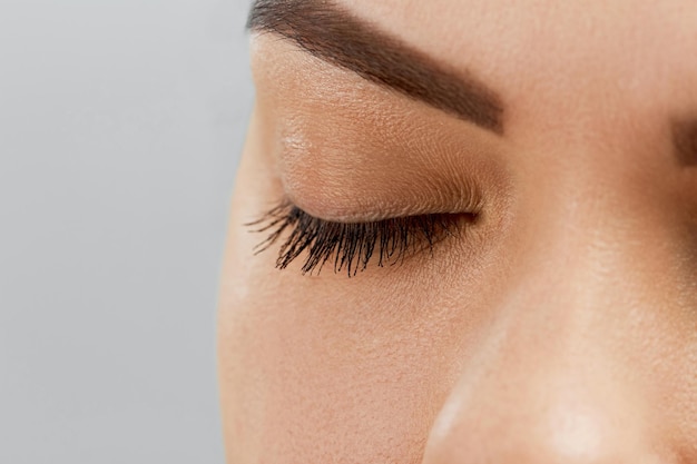 Eyelash Care Treatment Procedures Staining Curling Laminating and Extension for Lashes