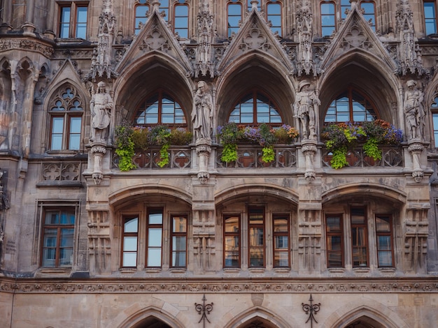 Photo facade of neogothic town hall