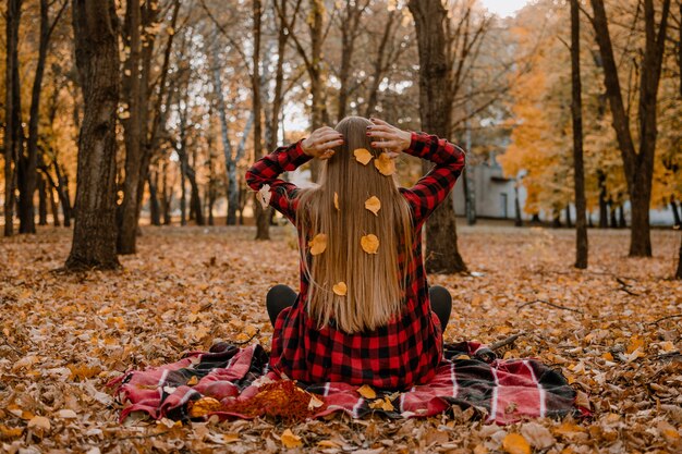 Fall picnic ideas autumn day off solo picnic self date things to do by yourself alone young woman