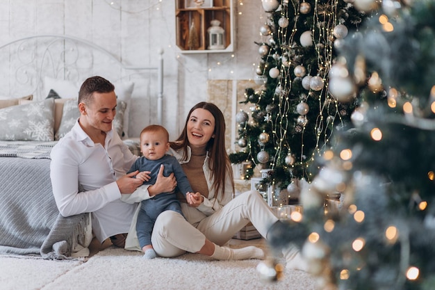 family celebrating new year