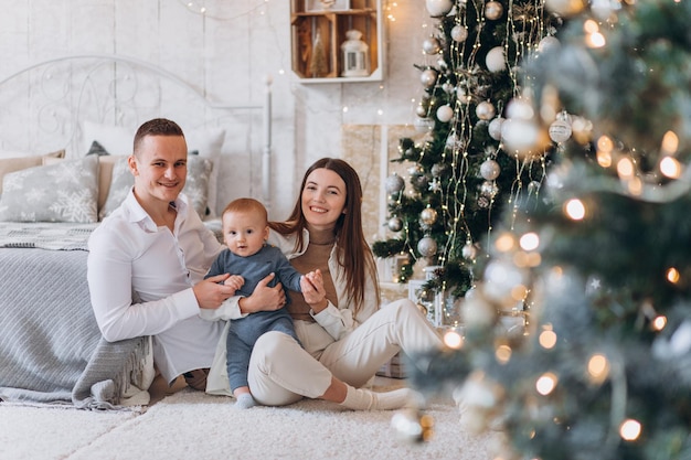 family celebrating new year