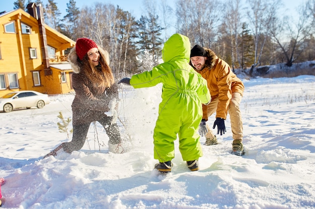 Family snowball fight