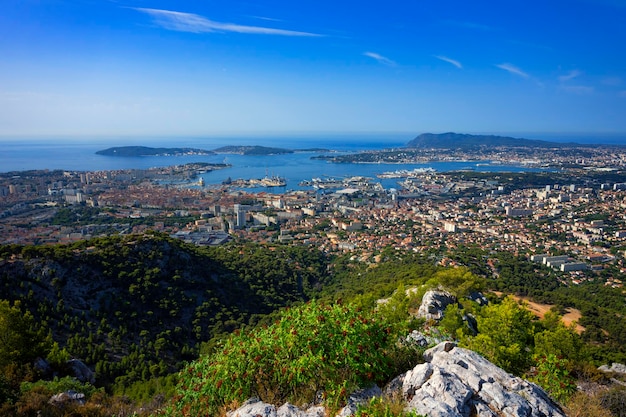 Photo famous view of toulon from the top of the hill