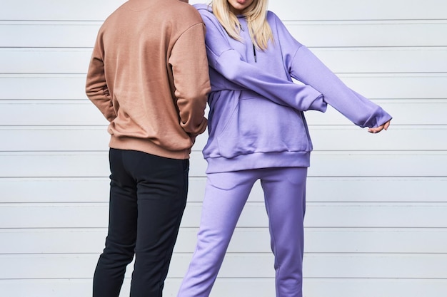 Photo fashionable pair showcasing blank hoodies