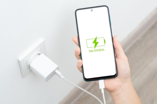 Fast charging of mobile smartphone with USB TypeC