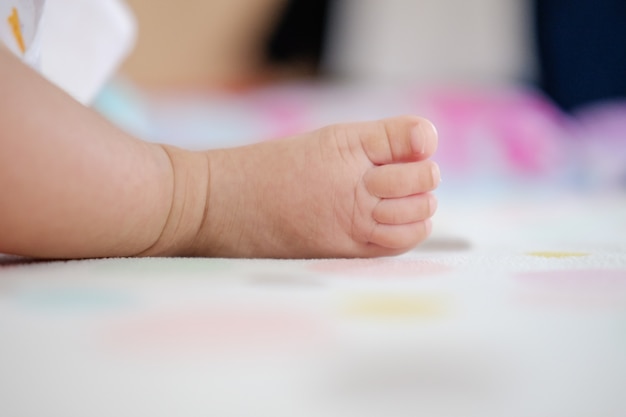 feets of newborn baby