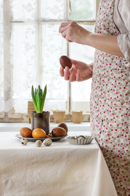 Female hands with Easter egg