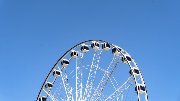 Photo ferris wheel in baku azerbaijan