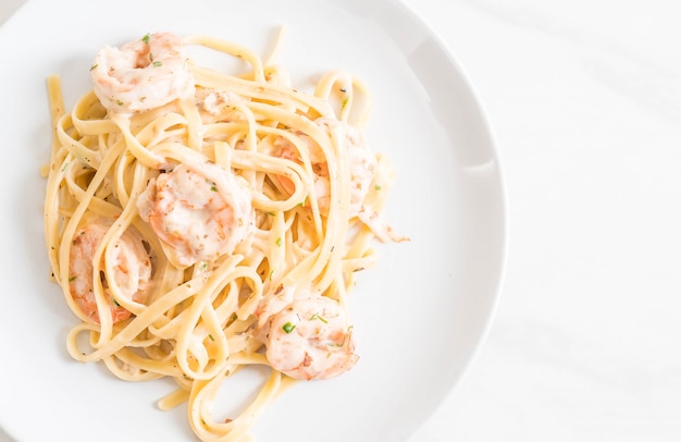 fettuccini pasta with shrimp