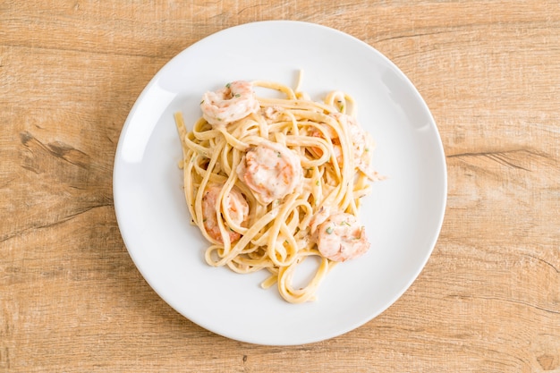 fettuccini pasta with shrimp