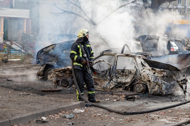 Firefighters and rescuers are eliminating the consequences of the bombing of Kiev Ukraine