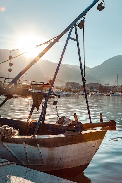 Fishing vessel