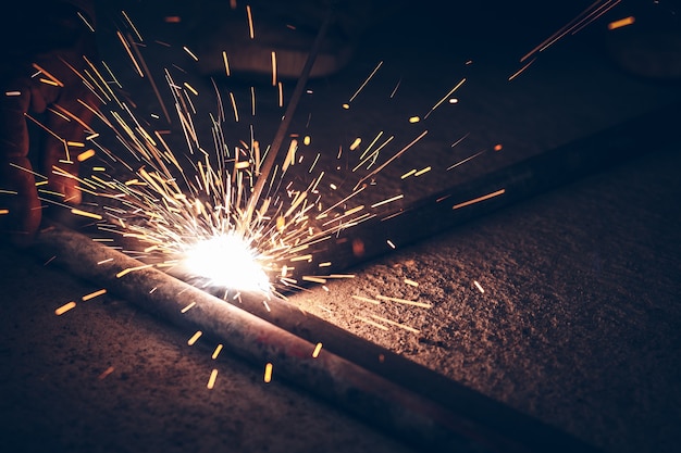 Flame sparks are caused by welding. 