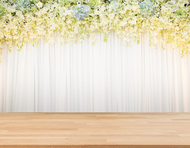 Photo flora backdrop with wooden floor and white cloth background