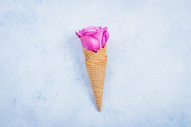 Flowers composition with waffle cones 