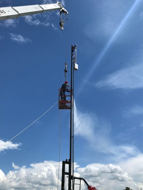 Flying high working from unreal heights while in the patch