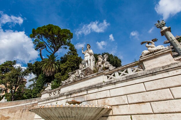 Fontana della Dea Roma in Piazza del Popolo in Rome