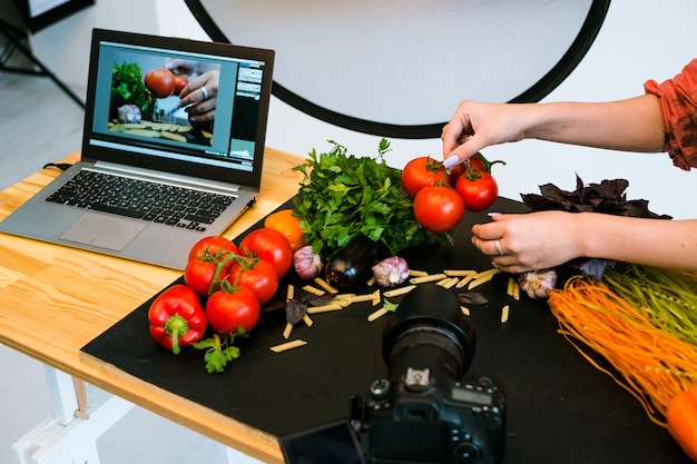 Food photography advertisment laptop photo stylist concept