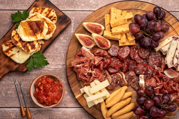 Food photography of antipasto and fried halloumi