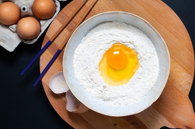 Food preparation for homemade dough for pasta or Chinese egg noodles