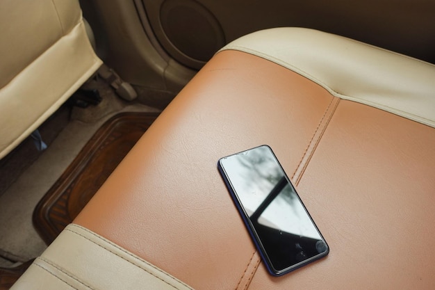 Forget smartphone on car sit lost smart phone