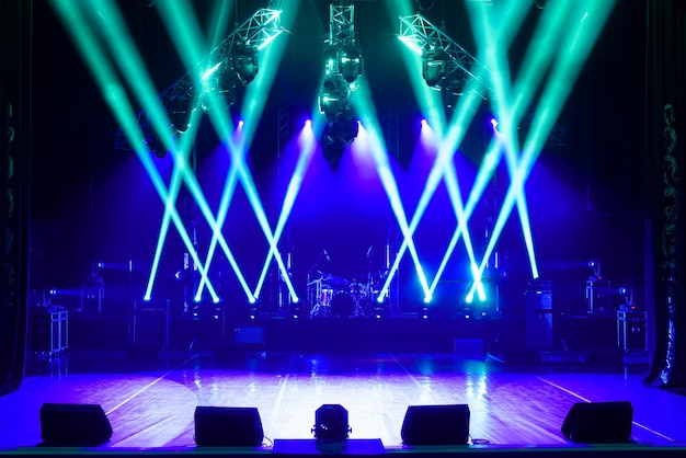 Free stage with lights, lighting devices.