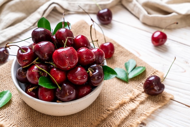 Fresh cherries in bowl