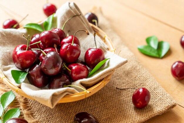 Fresh cherries in bowl