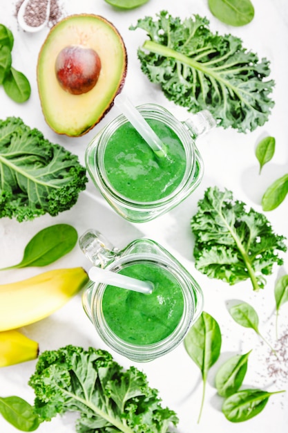 Fresh made green smoothie in bottle