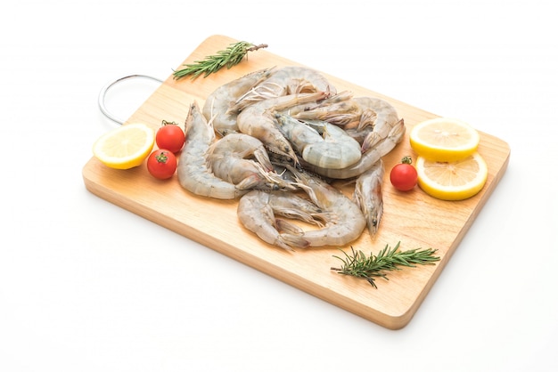 fresh shrimps or prawns raw