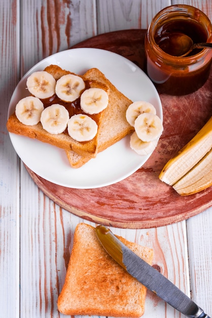 Fresh toast with salted caramel and banana.