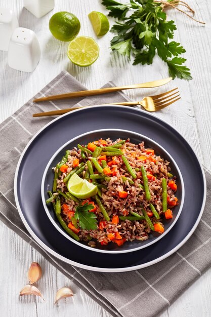 Fried brown rice with green beans and carrot