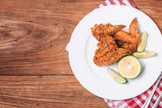 Fried chicken wings