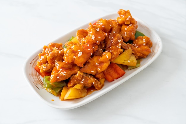 Fried crispy chicken with sweet and sour sauce