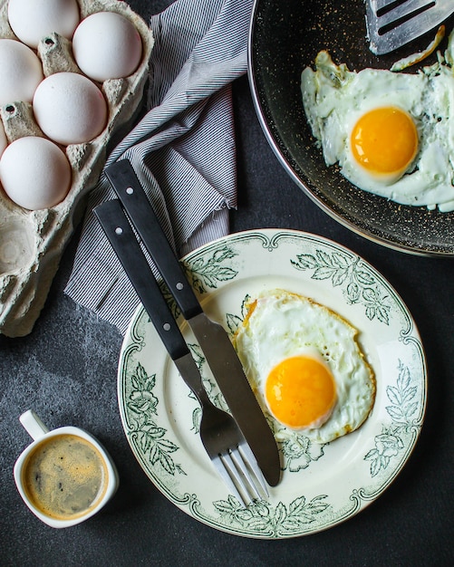 fried eggs, healthy food breakfast