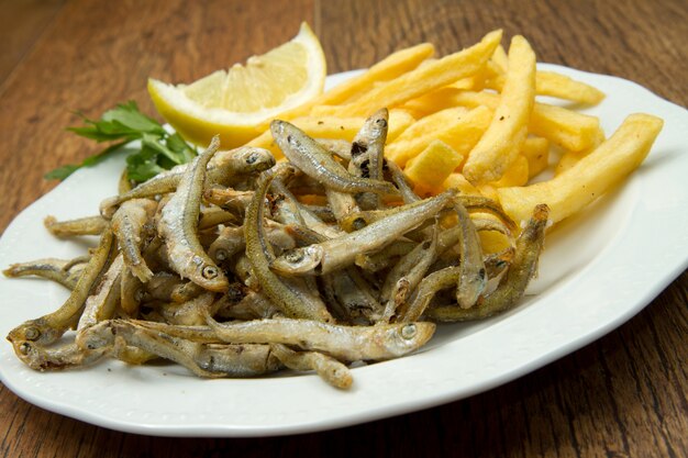 fried fish with fries